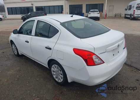 2013 Nissan Versa 1.6 S from USA, damaged, VIN 3N1CN7AP5DL888341